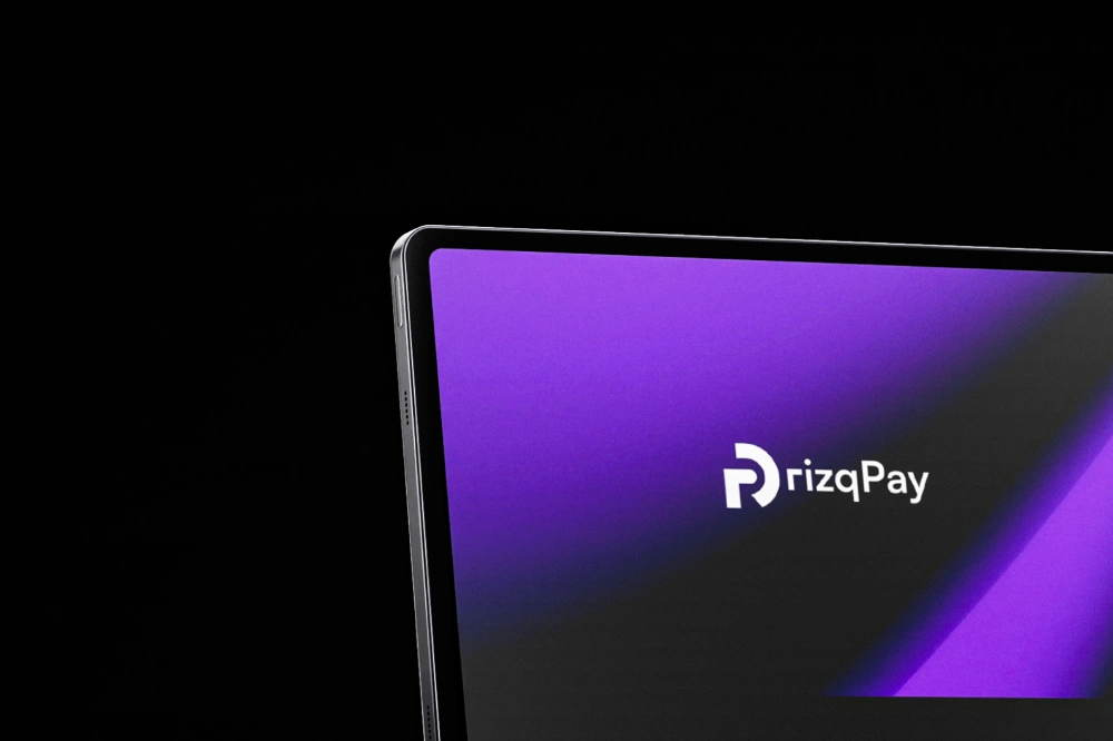 Long Scroll Concept Mock-Up with Device